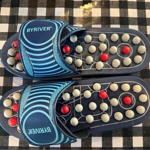 BYRIVER Acupressure foot Massage reflexology slip on Sandals- medium 9-11